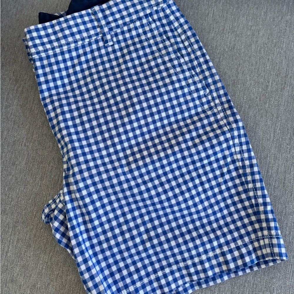 Girlfriend Chino Shorts - Picture 4 of 6